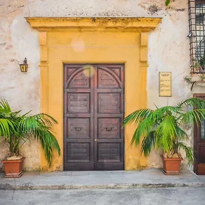 https://bb-palazzo-cuto.sicilyhotelsitaly.net